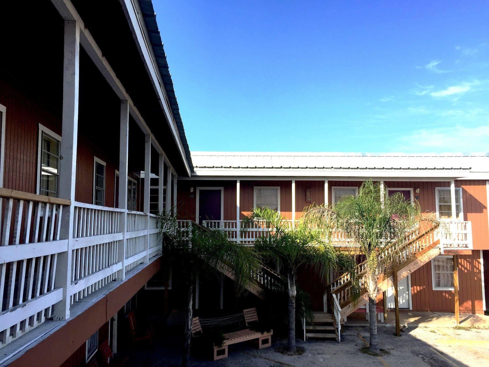 Magic Sun Tan Motel Fulton Exterior photo